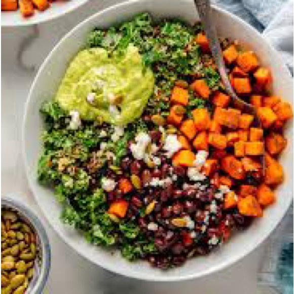 🌸3/$25 Kale: Everyday Superfood: 150 Nutritious Recipes to Delight Every Eater - Picture 10 of 16